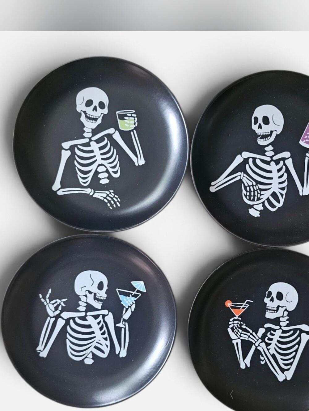 NWT Halloween Skeleton & Cocktails Set Of 4 Appetizer / Snack Plates